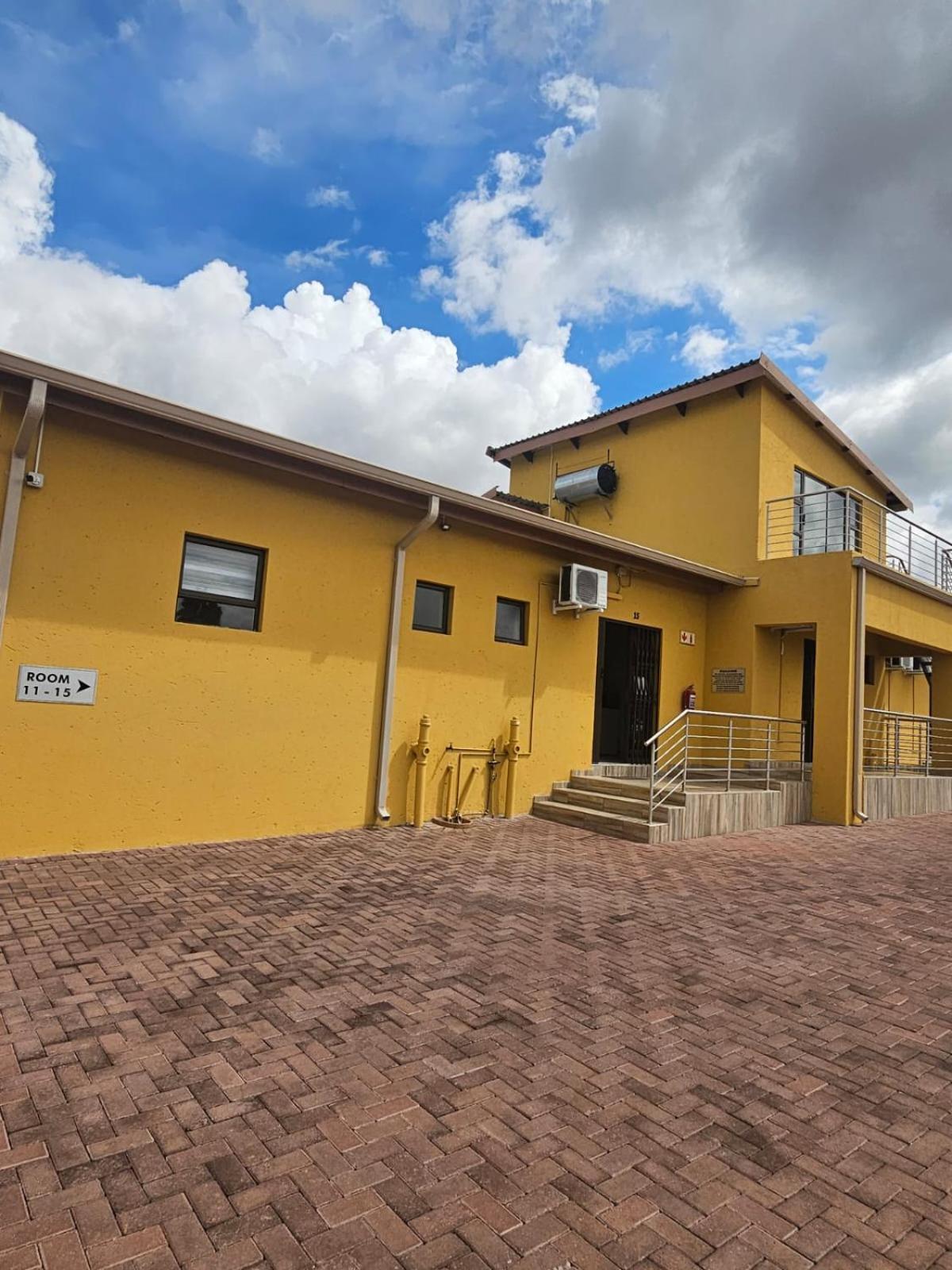 Divine Guest Lodge Rustenburg Buitenkant foto